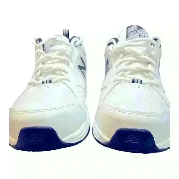 MSRP $105 LIKE NEW Balance Men's Fitness Multisport  Shoes Sz 11 White/NavyBlue - Picture 13 of 15